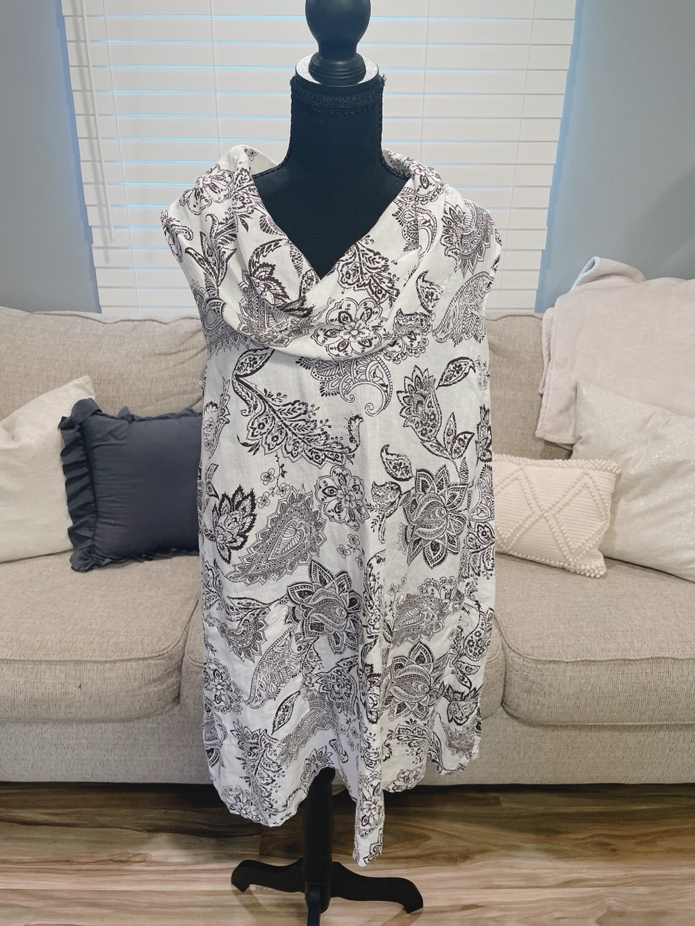 Match Point Linen Crowl Neck Tank Dress